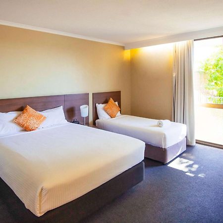 ไอบิส สไตล์ เมาท์อิซา เวโรนา โฮเต็ล Hotel เมนท์อิซา ภายนอก รูปภาพ