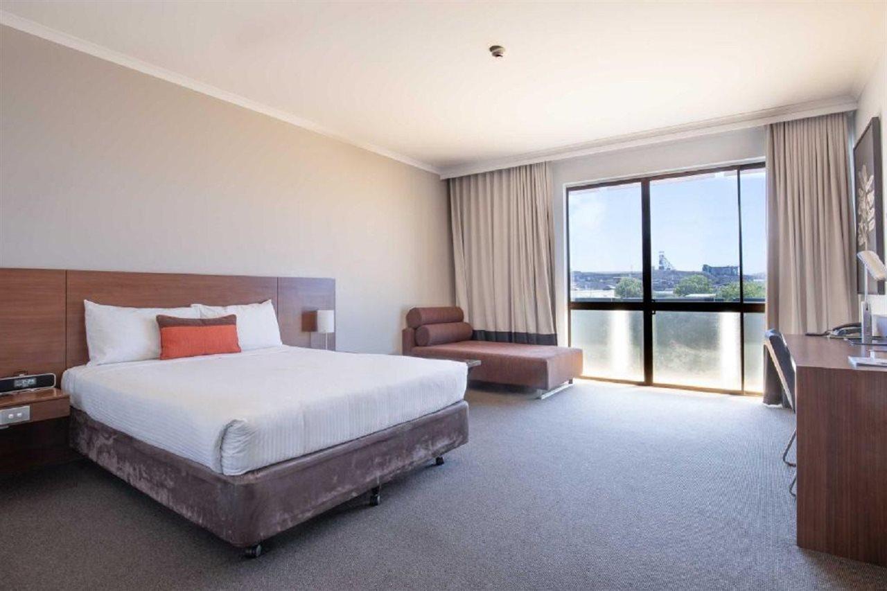 ไอบิส สไตล์ เมาท์อิซา เวโรนา โฮเต็ล Hotel เมนท์อิซา ภายนอก รูปภาพ